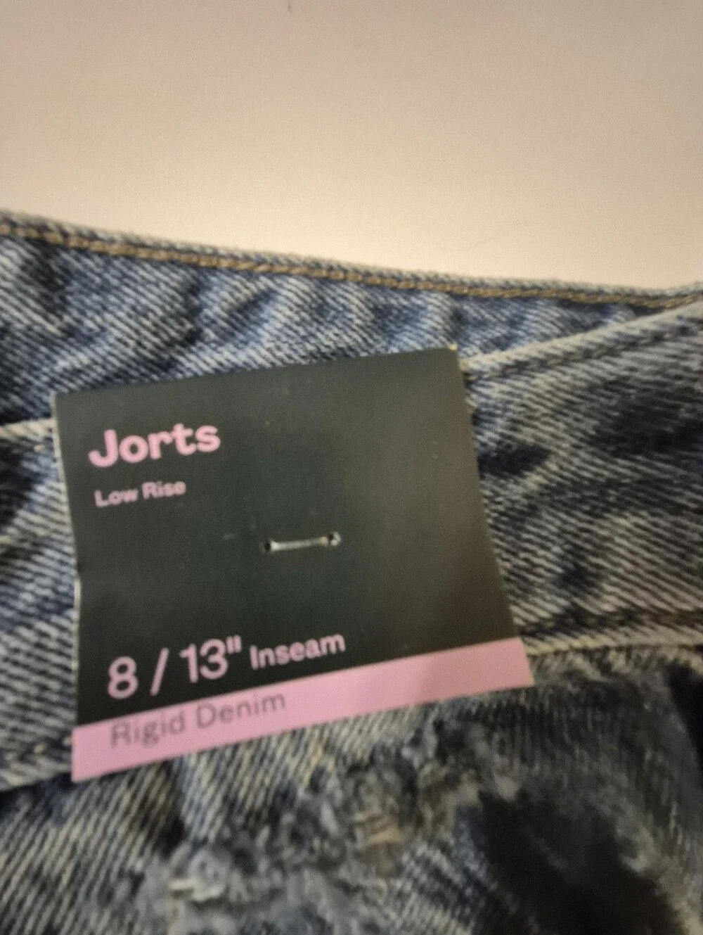 New Wild Fable Low Rise Denim Jorts - Size 8